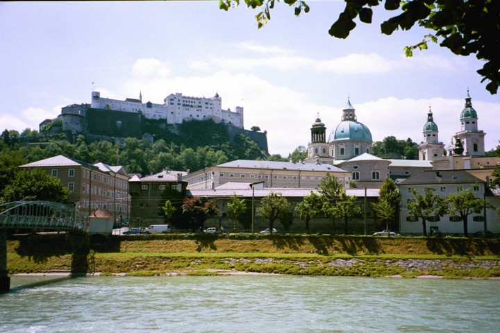 Img00009.jpg