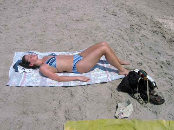 02 Julie-First-Sun.jpg